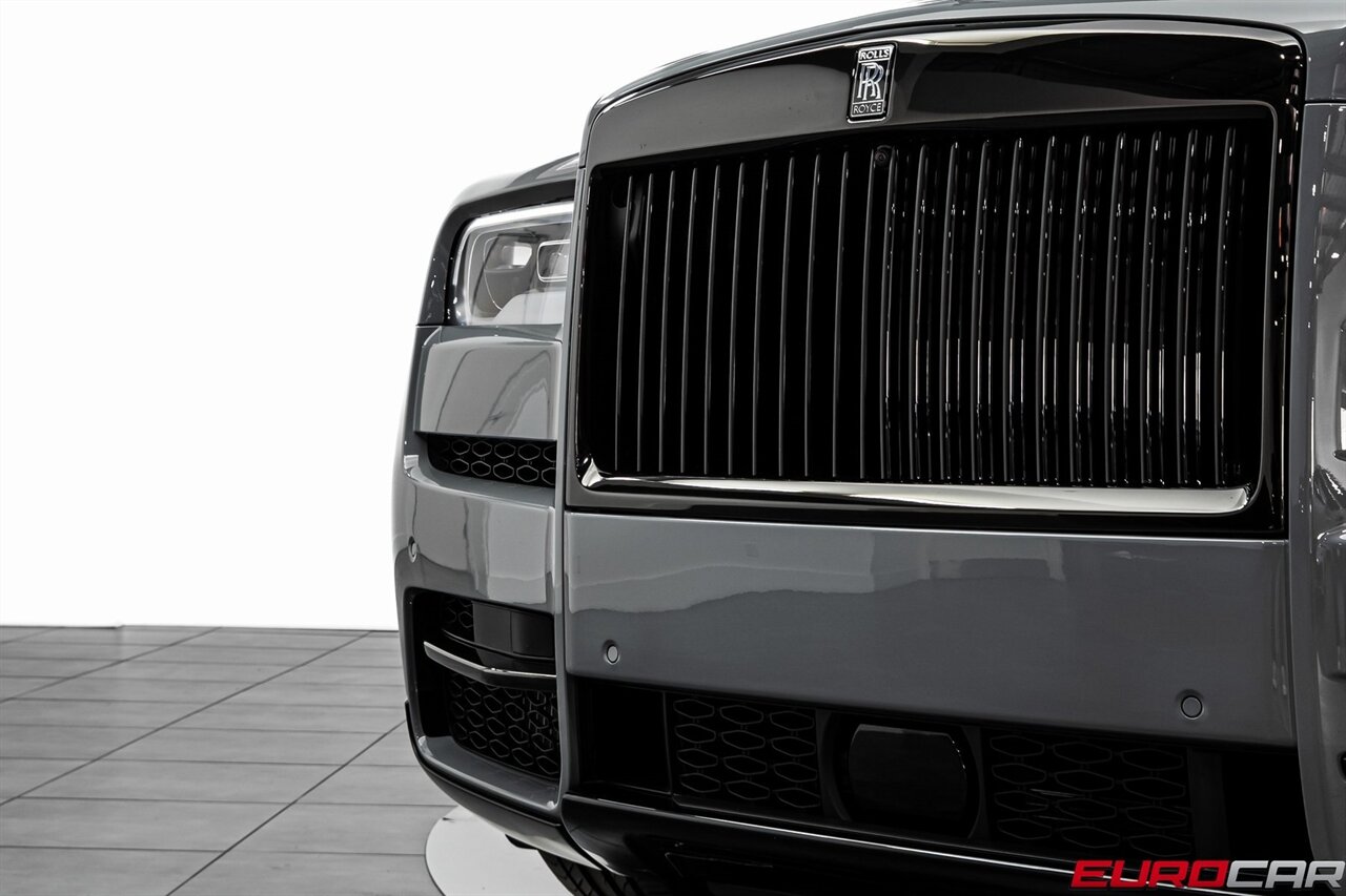 2023 Rolls-Royce Black Badge Cullinan Black Badge *DRIVER'S PACKAGE * REAR THEATRE C  *DRIVER'S PACKAGE * REAR THEATRE CONFIGURATION* - Photo 13 - Costa Mesa, CA 92626