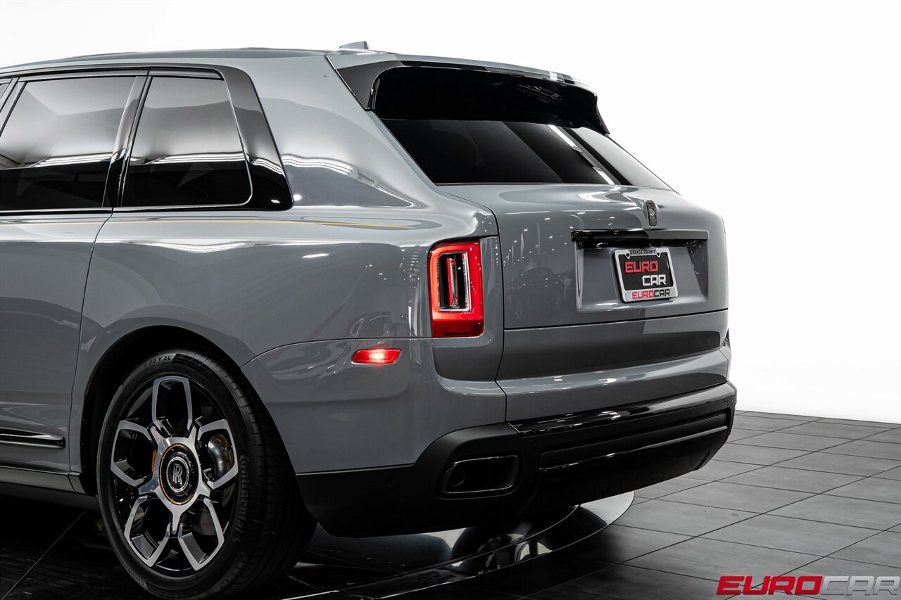 2023 Rolls-Royce Black Badge Cullinan Black Badge *DRIVER'S PACKAGE * REAR THEATRE C  *DRIVER'S PACKAGE * REAR THEATRE CONFIGURATION* - Photo 18 - Costa Mesa, CA 92626