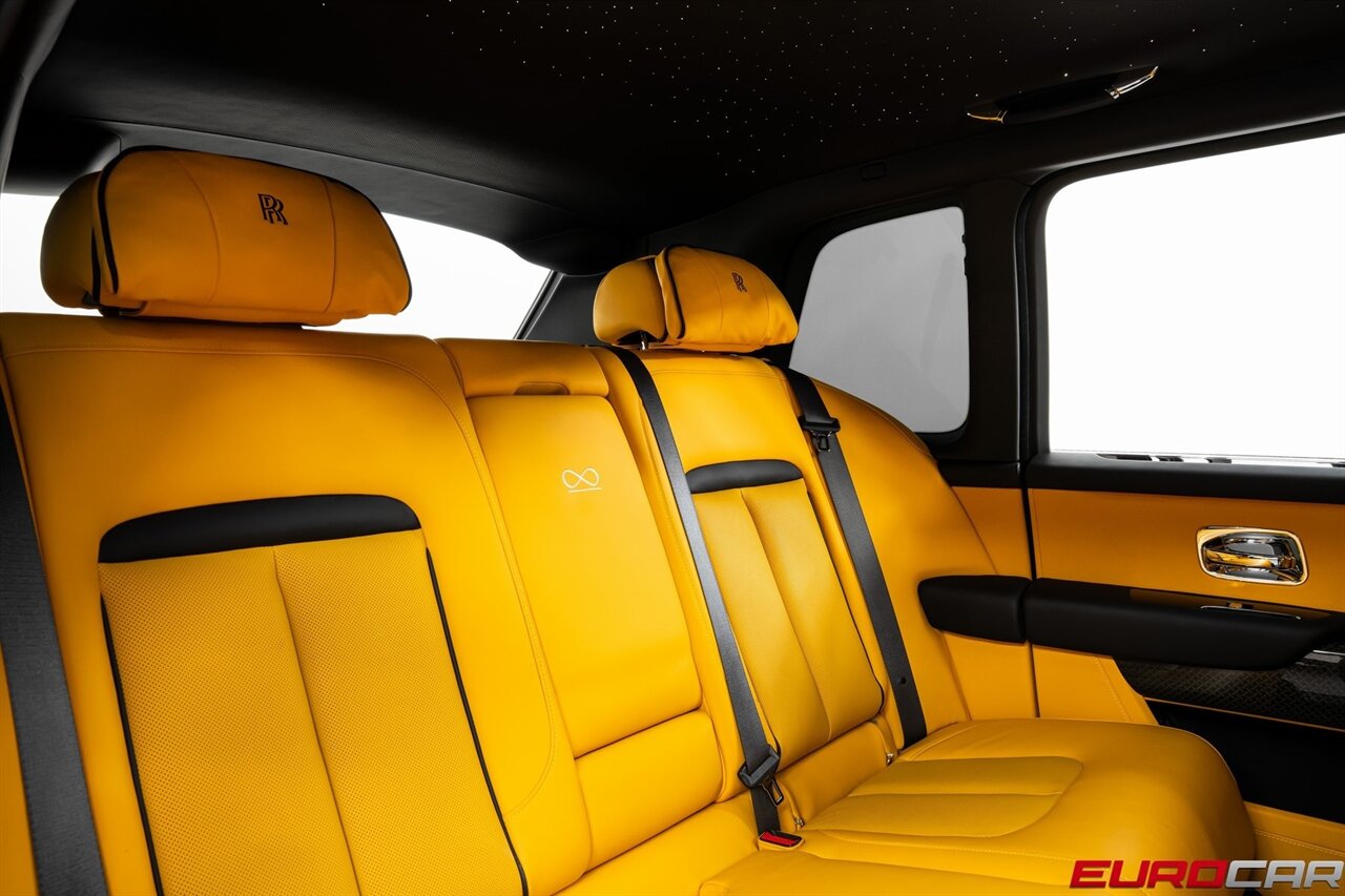 2023 Rolls-Royce Black Badge Cullinan Black Badge *DRIVER'S PACKAGE * REAR THEATRE C  *DRIVER'S PACKAGE * REAR THEATRE CONFIGURATION* - Photo 42 - Costa Mesa, CA 92626