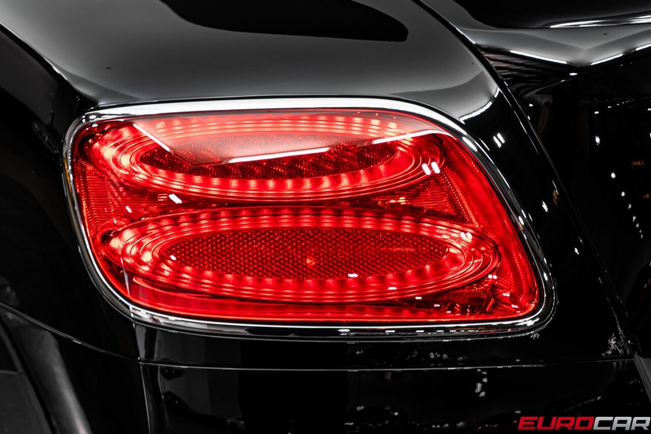 2017 Bentley Continental V8 *IMMACULATE CONDITION*   - Photo 16 - Costa Mesa, CA 92626