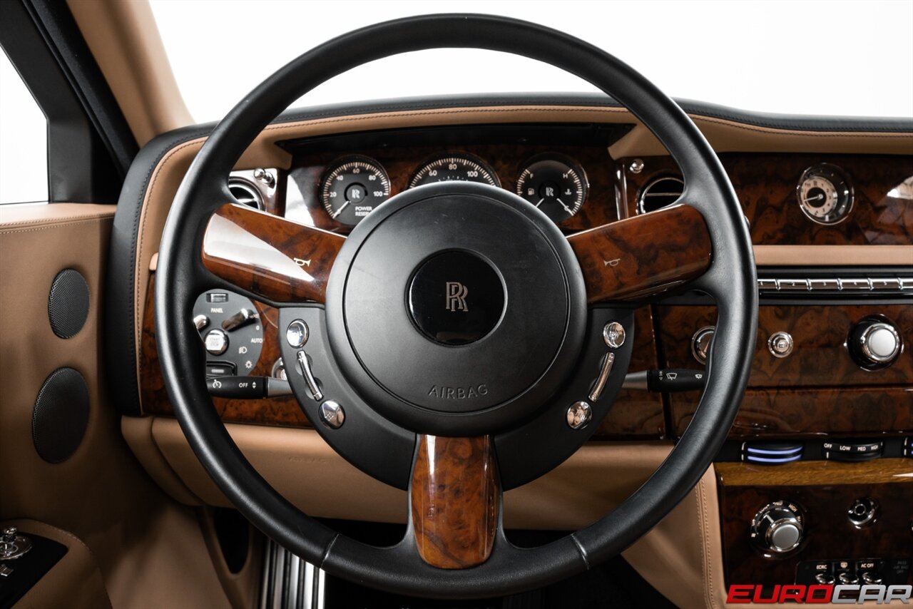 2013 Rolls-Royce Phantom EWB STARLIGHT, $526,045.00 MSRP, 1 OWNER (CELEBRITY OWNED) - Photo 29 - Costa Mesa, CA 92626