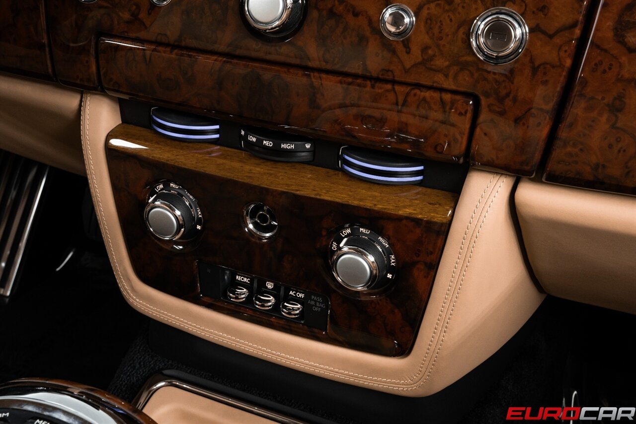 2013 Rolls-Royce Phantom EWB STARLIGHT, $526,045.00 MSRP, 1 OWNER (CELEBRITY OWNED) - Photo 31 - Costa Mesa, CA 92626