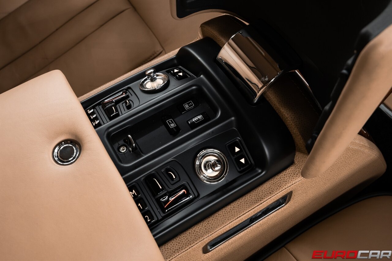 2013 Rolls-Royce Phantom EWB STARLIGHT, $526,045.00 MSRP, 1 OWNER (CELEBRITY OWNED) - Photo 33 - Costa Mesa, CA 92626