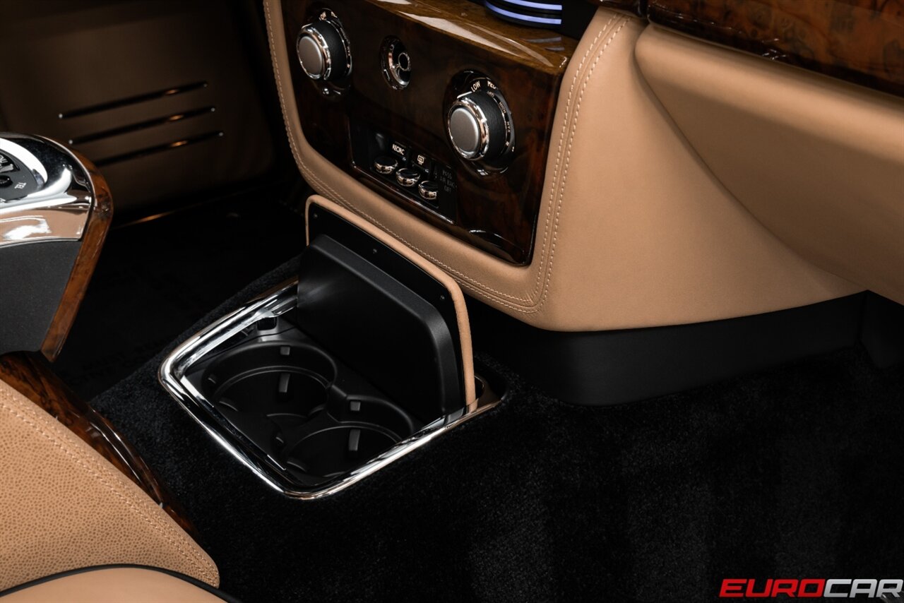2013 Rolls-Royce Phantom EWB STARLIGHT, $526,045.00 MSRP, 1 OWNER (CELEBRITY OWNED) - Photo 36 - Costa Mesa, CA 92626