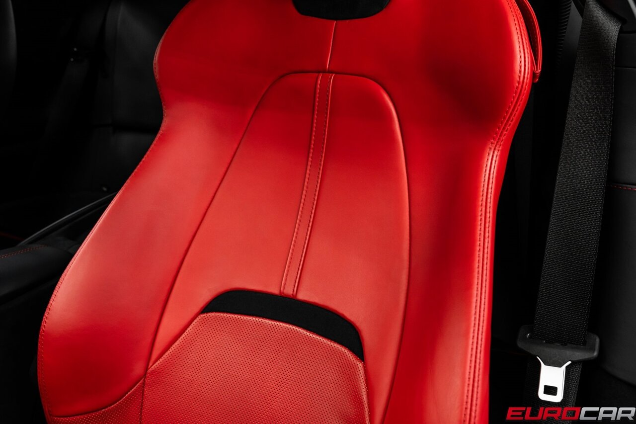 2021 Ferrari Roma *PASSENGER DISPLAY * CARBON FIBER STEERING WHEEL W/LED* - Photo 40 - Costa Mesa, CA 92626