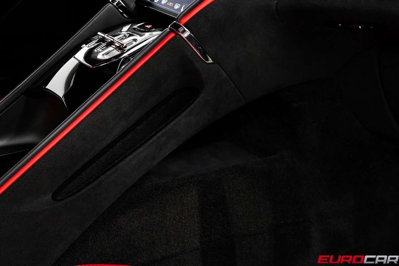 2021 Ferrari Roma *PASSENGER DISPLAY * CARBON FIBER STEERING WHEEL W/LED* - Photo 34 - Costa Mesa, CA 92626