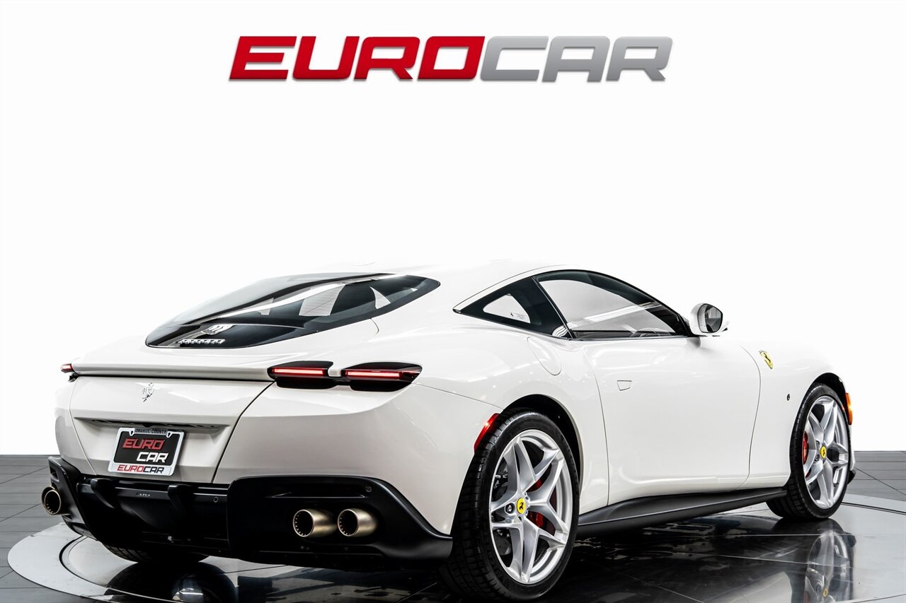 2021 Ferrari Roma *PASSENGER DISPLAY * CARBON FIBER STEERING WHEEL W/LED* - Photo 5 - Costa Mesa, CA 92626