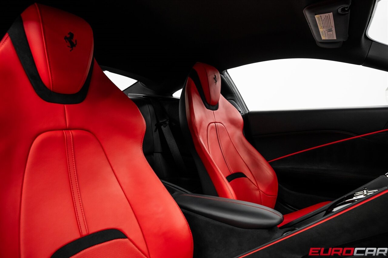 2021 Ferrari Roma *PASSENGER DISPLAY * CARBON FIBER STEERING WHEEL W/LED* - Photo 36 - Costa Mesa, CA 92626