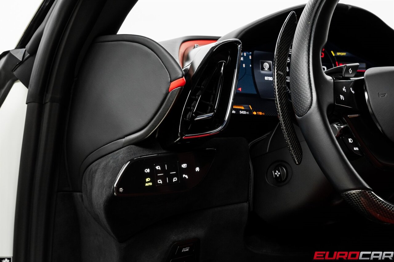 2021 Ferrari Roma *PASSENGER DISPLAY * CARBON FIBER STEERING WHEEL W/LED* - Photo 26 - Costa Mesa, CA 92626