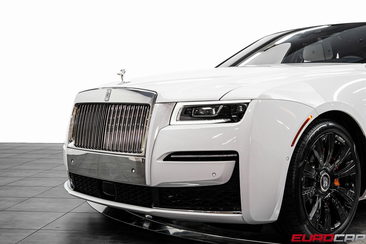 2024 Rolls-Royce Ghost *STARLIGHT HEADLINER*   - Photo 14 - Costa Mesa, CA 92626