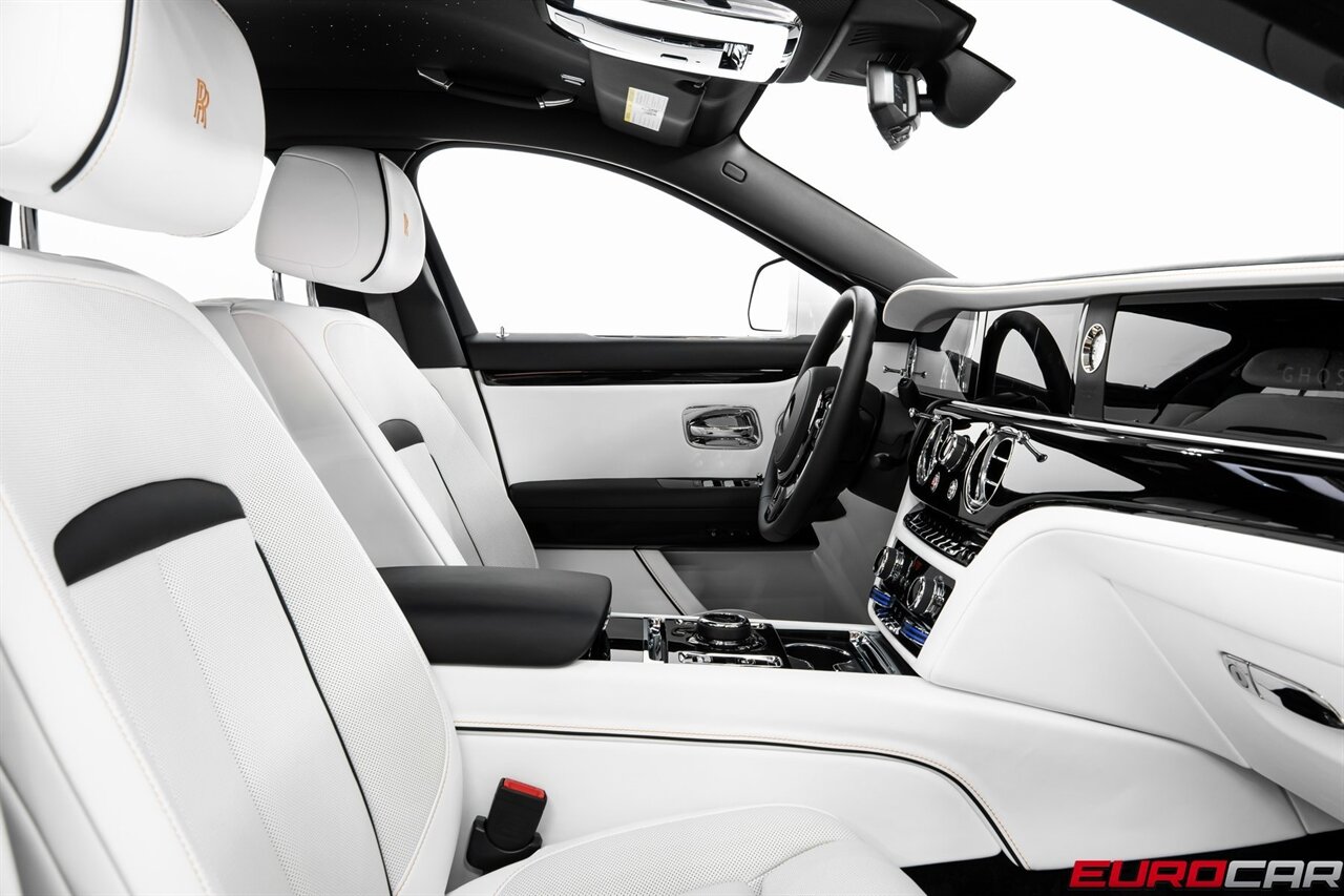 2024 Rolls-Royce Ghost *STARLIGHT HEADLINER*   - Photo 35 - Costa Mesa, CA 92626