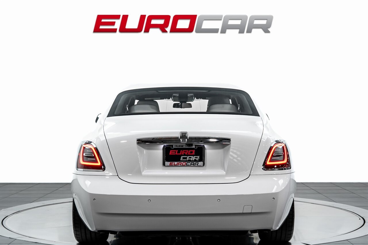 2024 Rolls-Royce Ghost *STARLIGHT HEADLINER*   - Photo 5 - Costa Mesa, CA 92626