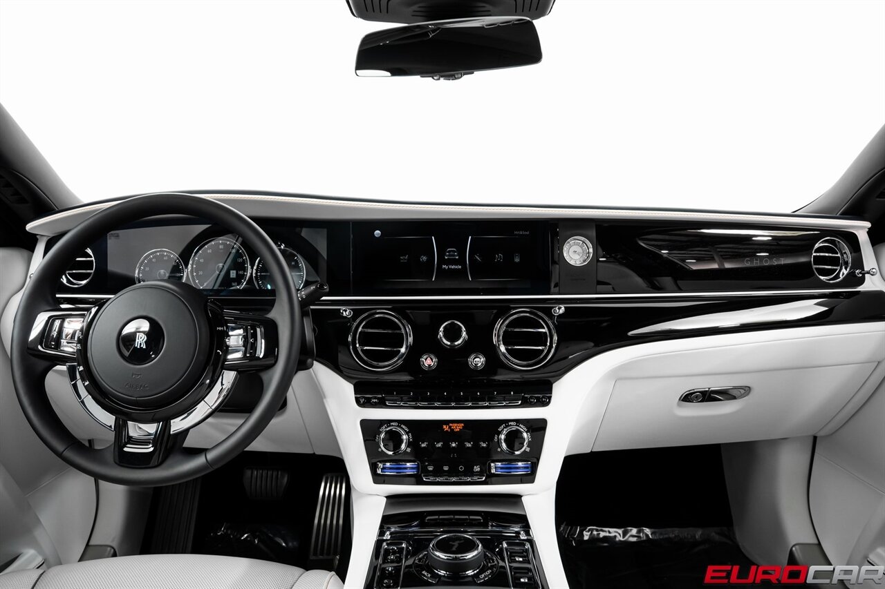 2024 Rolls-Royce Ghost *STARLIGHT HEADLINER*   - Photo 26 - Costa Mesa, CA 92626