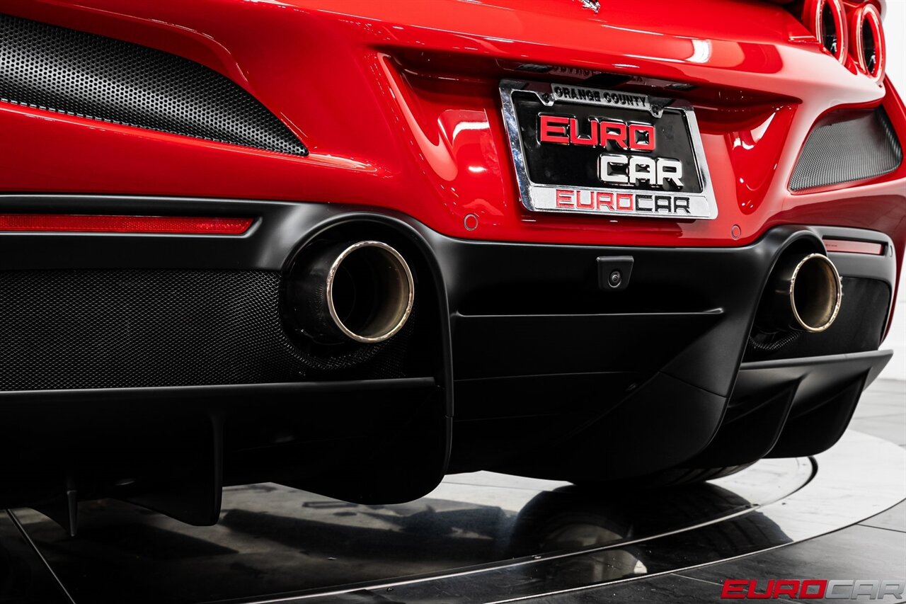 2023 Ferrari F8 Spider *PASSENGER DISPLAY * SUSPENSION LIFTER*   - Photo 25 - Costa Mesa, CA 92626