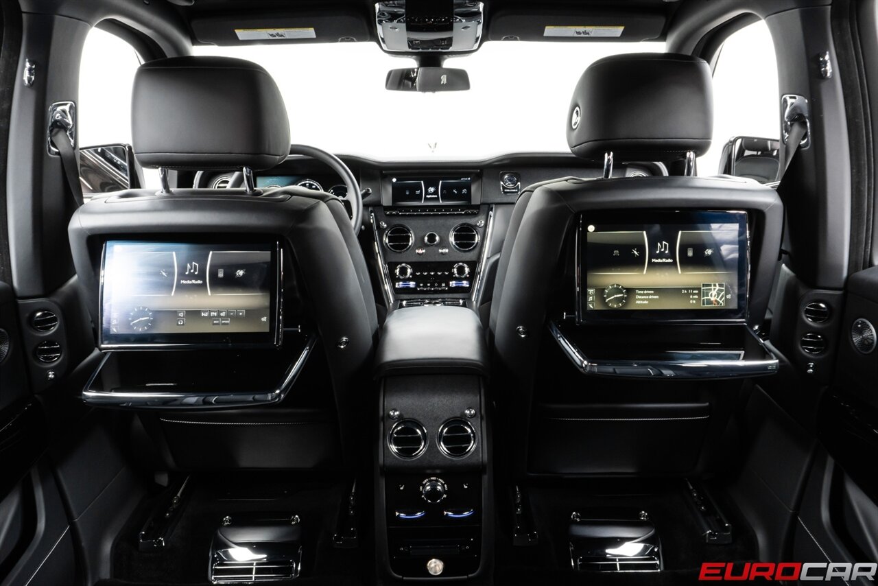 2023 Rolls-Royce Cullinan  *SHOOTING STAR HEADLINER * REAR THEATER * PICNIC TABLES* - Photo 26 - Costa Mesa, CA 92626