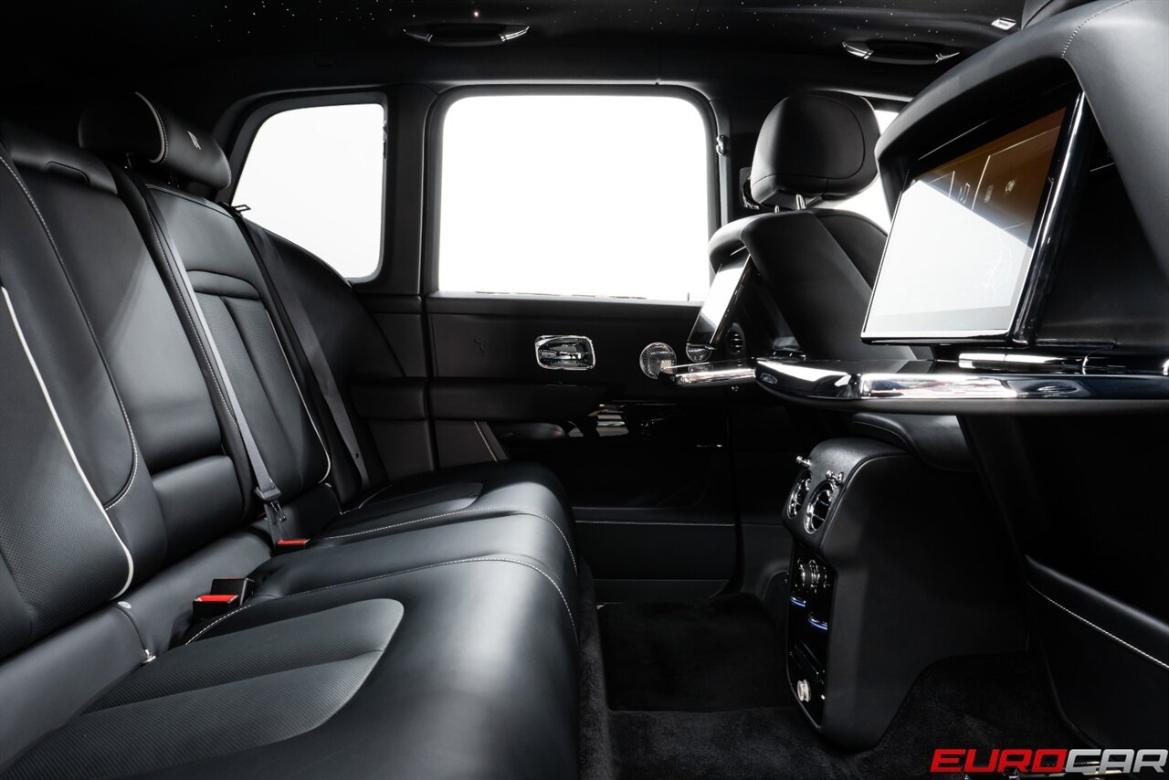 2023 Rolls-Royce Cullinan  *SHOOTING STAR HEADLINER * REAR THEATER * PICNIC TABLES* - Photo 42 - Costa Mesa, CA 92626