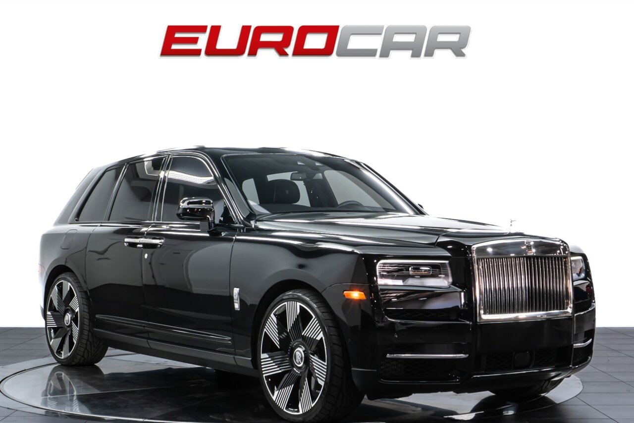 2023 Rolls-Royce Cullinan  *SHOOTING STAR HEADLINER * REAR THEATER * PICNIC TABLES* - Photo 9 - Costa Mesa, CA 92626