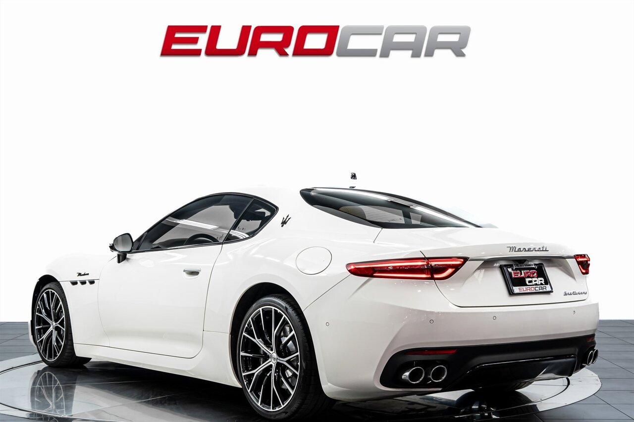 2024 Maserati GranTurismo Modena  *COMFORT PACKAGE * INCREDIBLE CONDITION* - Photo 3 - Costa Mesa, CA 92626