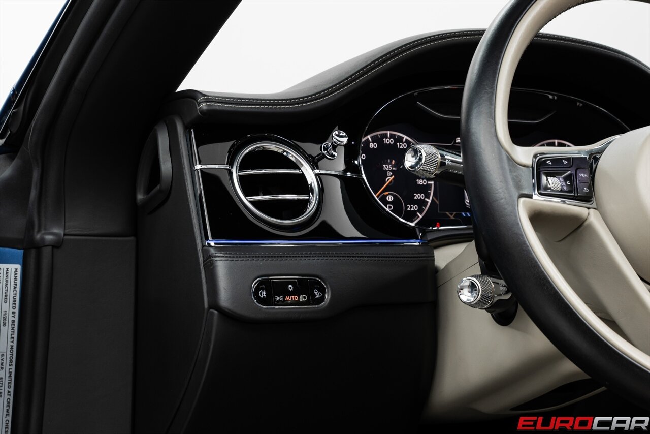2020 Bentley Continental GTC V8 *MULLINER DRIVING SPEC * SPECIAL PAINT * COMFORT SEAT PACKAGE* - Photo 25 - Costa Mesa, CA 92626