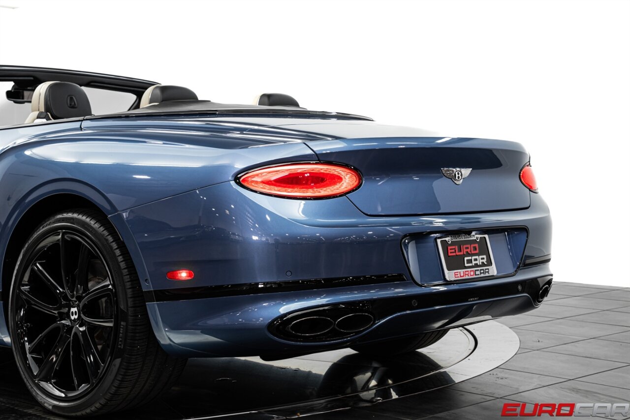 2020 Bentley Continental GTC V8 *MULLINER DRIVING SPEC * SPECIAL PAINT * COMFORT SEAT PACKAGE* - Photo 18 - Costa Mesa, CA 92626
