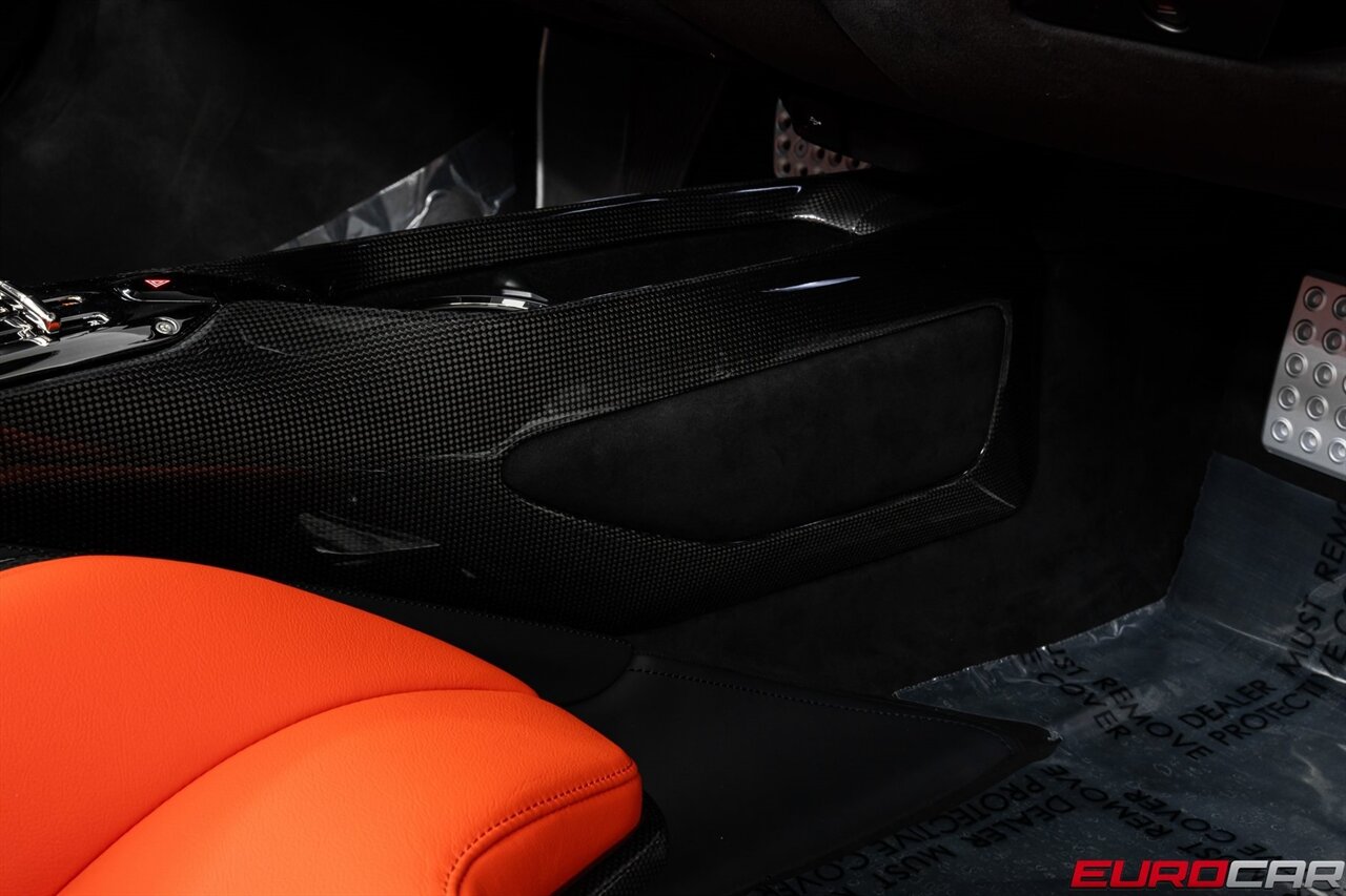 2024 Ferrari SF90 Spider  *ATELIER SPEC * HUGE CARBON FIBER OPTIONS * CUSTOM AL13 WHEELS* - Photo 46 - Costa Mesa, CA 92626