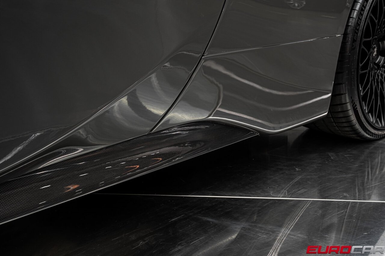 2024 Ferrari SF90 Spider  *ATELIER SPEC * HUGE CARBON FIBER OPTIONS * CUSTOM AL13 WHEELS* - Photo 22 - Costa Mesa, CA 92626