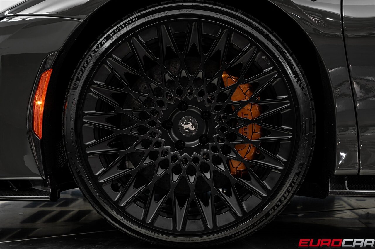 2024 Ferrari SF90 Spider *ATELIER SPEC * HUGE CARBON FIBER OPTIONS * CUSTOM WHEELS* - Photo 31 - Costa Mesa, CA 92626
