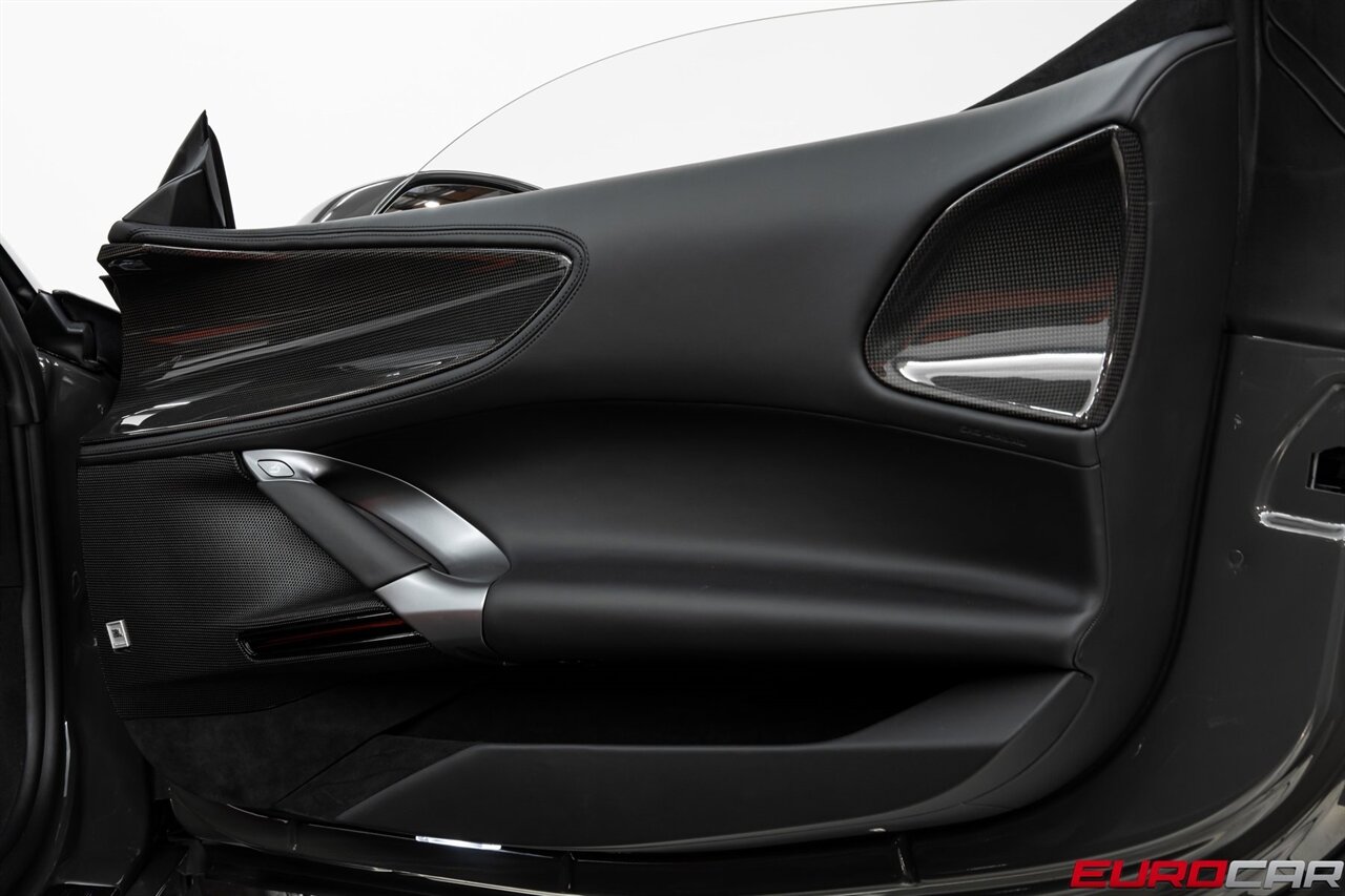 2024 Ferrari SF90 Spider  *ATELIER SPEC * HUGE CARBON FIBER OPTIONS * CUSTOM AL13 WHEELS* - Photo 34 - Costa Mesa, CA 92626