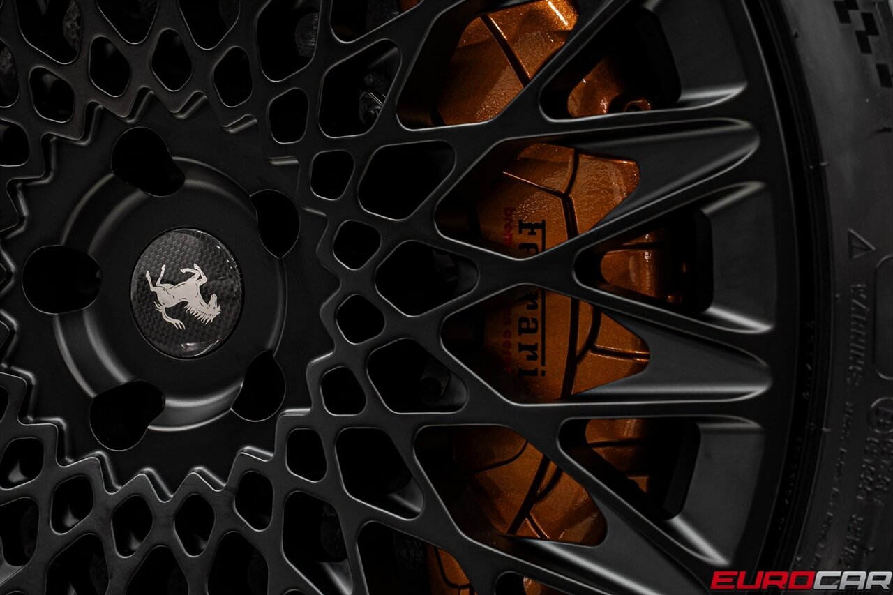 2024 Ferrari SF90 Spider  *ATELIER SPEC * HUGE CARBON FIBER OPTIONS * CUSTOM AL13 WHEELS* - Photo 32 - Costa Mesa, CA 92626