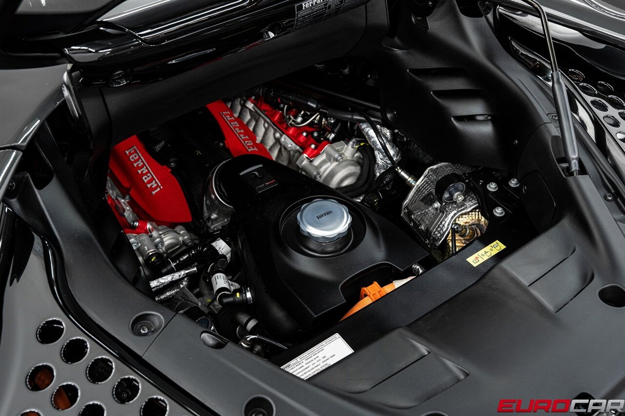 2024 Ferrari SF90 Spider  *ATELIER SPEC * HUGE CARBON FIBER OPTIONS * CUSTOM AL13 WHEELS* - Photo 27 - Costa Mesa, CA 92626