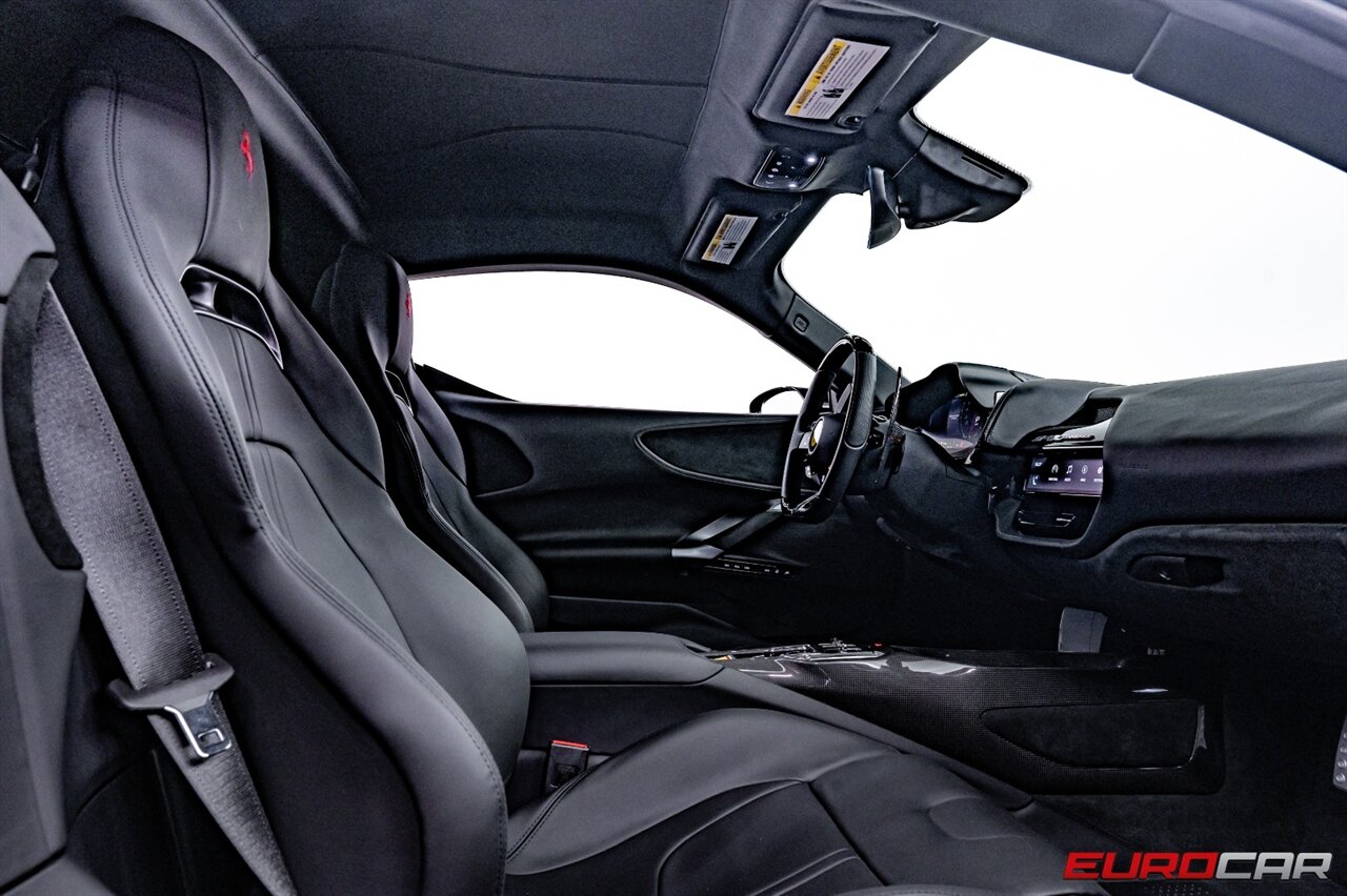 2023 Ferrari SF90 Stradale  *SUSPENSION LIFTER * CARBON FIBER OPTIONS* - Photo 25 - Costa Mesa, CA 92626