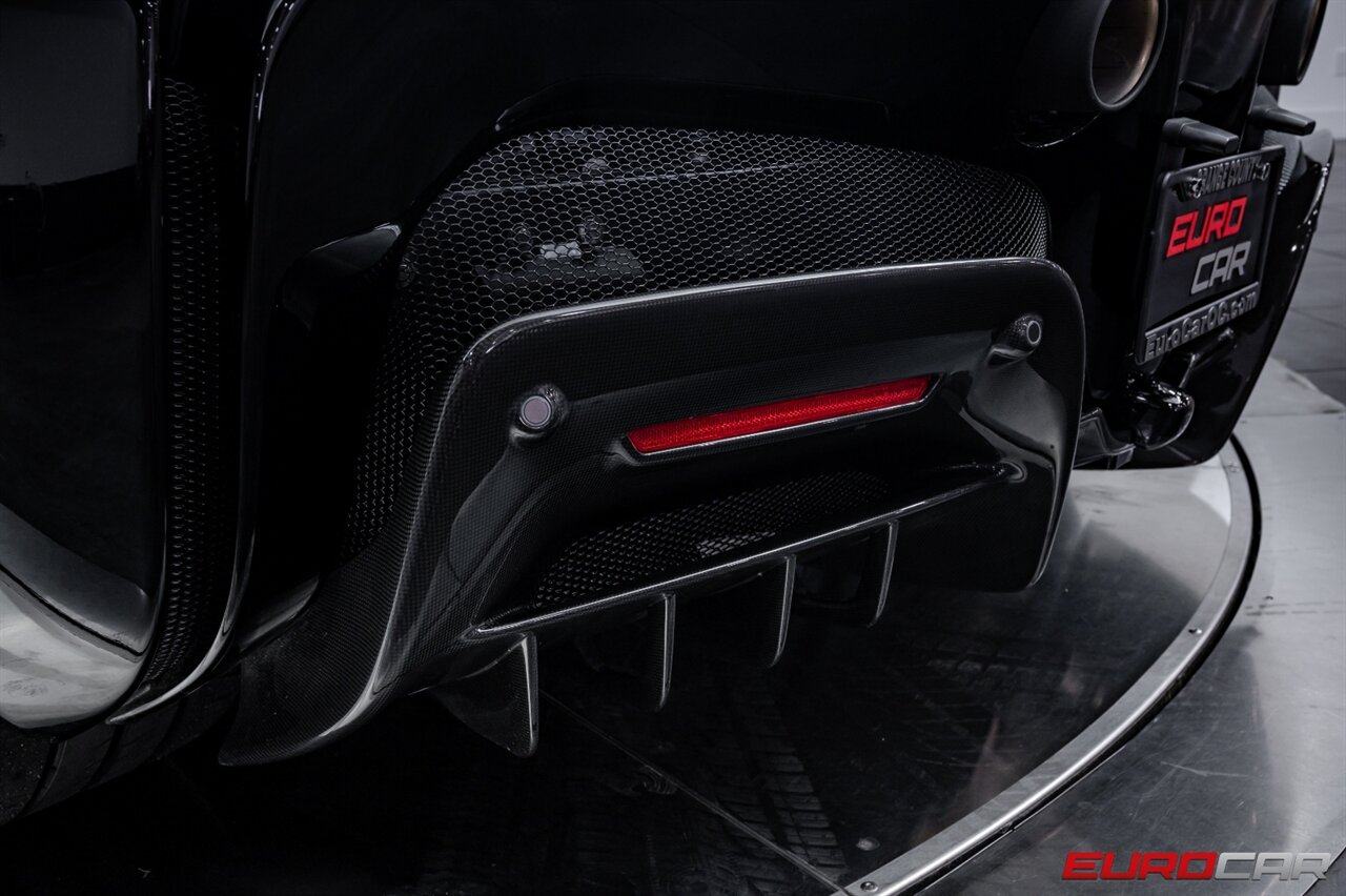 2023 Ferrari SF90 Stradale  *SUSPENSION LIFTER * CARBON FIBER OPTIONS* - Photo 17 - Costa Mesa, CA 92626