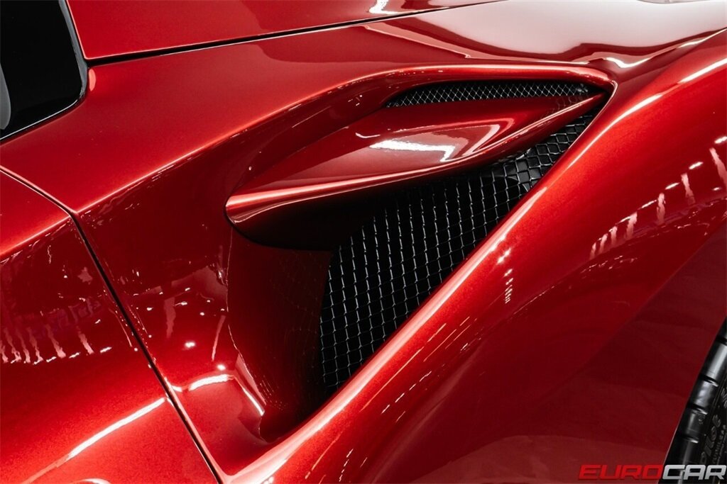 2022 Ferrari F8 Spider  *RARE ROSSO FIORANO PAINT * LESS THAN 4,000 MILES * IMMACULATE* - Photo 19 - Costa Mesa, CA 92626
