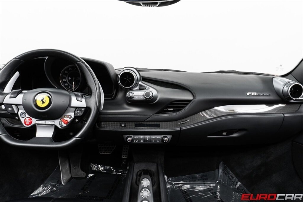 2022 Ferrari F8 Spider  *RARE ROSSO FIORANO PAINT * LESS THAN 4,000 MILES * IMMACULATE* - Photo 31 - Costa Mesa, CA 92626
