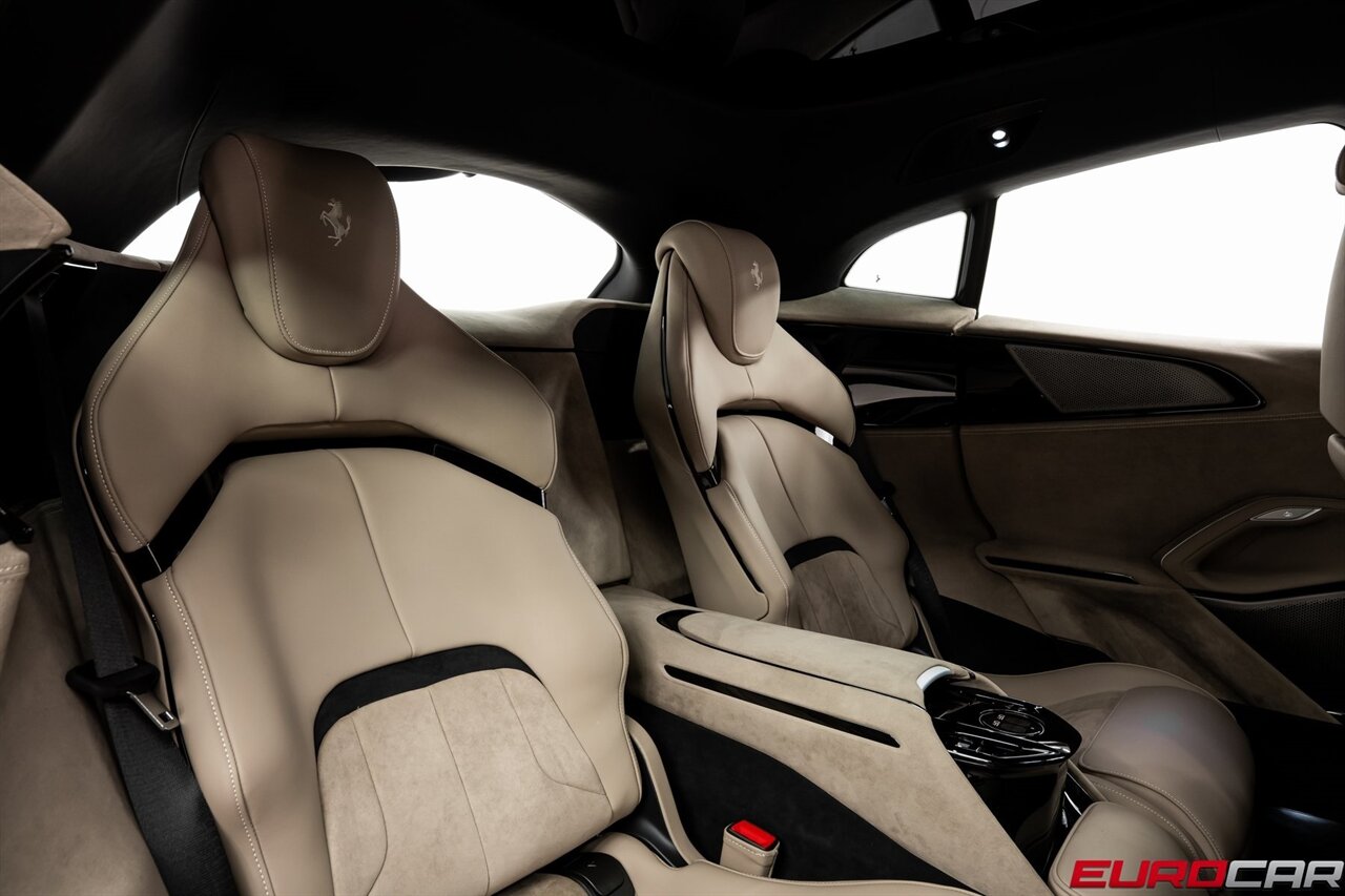 2024 Ferrari Purosangue *SPECIAL FACTORY PAINT * PASSENGER DISPLAY*   - Photo 47 - Costa Mesa, CA 92626