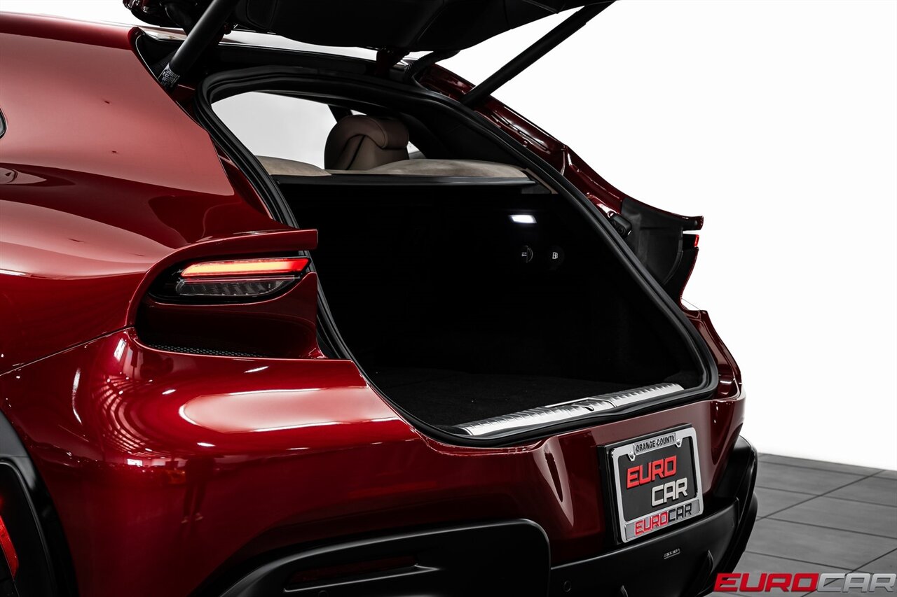 2024 Ferrari Purosangue *SPECIAL FACTORY PAINT * PASSENGER DISPLAY*   - Photo 20 - Costa Mesa, CA 92626