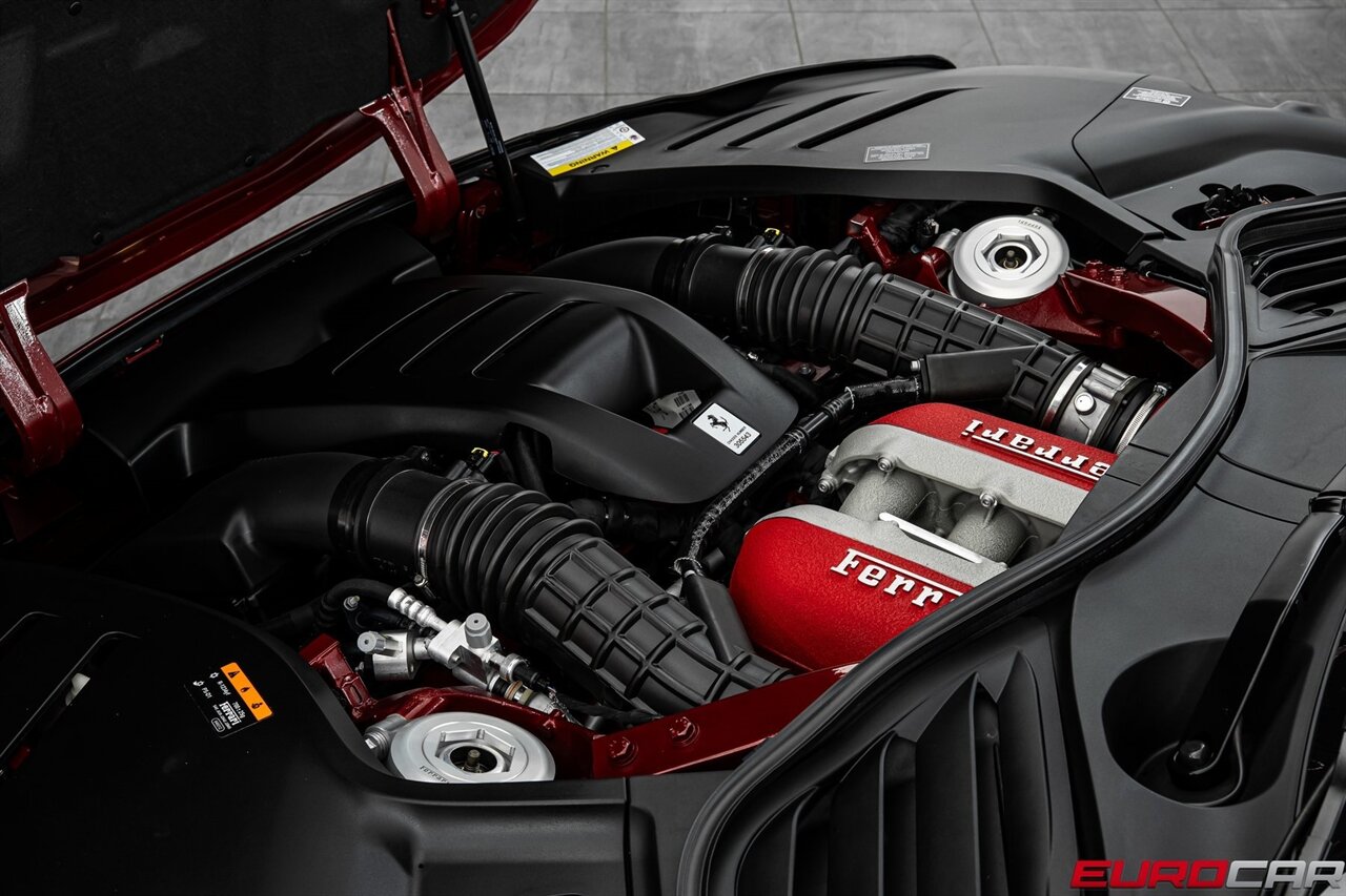 2024 Ferrari Purosangue *SPECIAL FACTORY PAINT * PASSENGER DISPLAY*   - Photo 15 - Costa Mesa, CA 92626