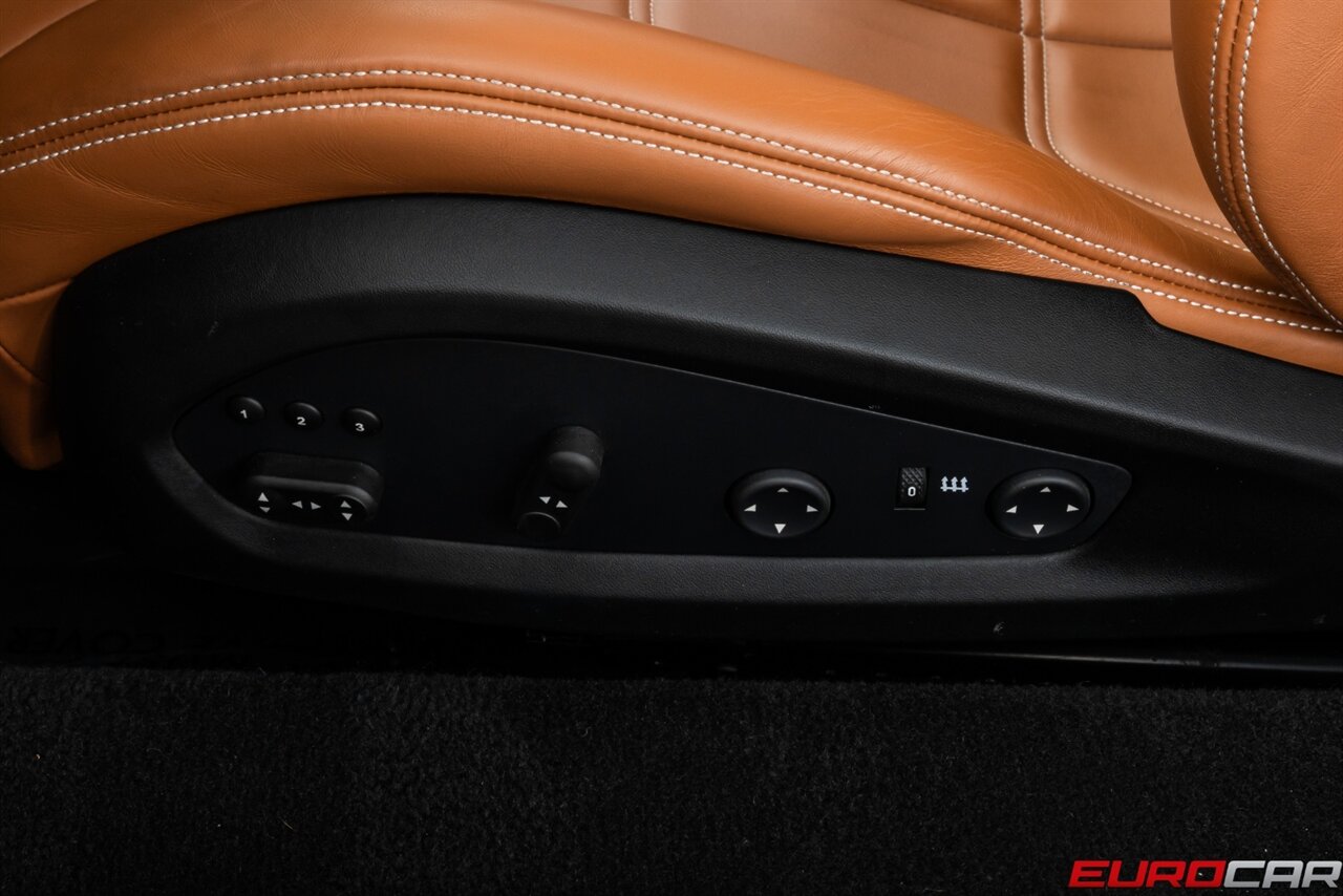 2018 Ferrari 488 GTB  *CARBON FIBER STEERING WHEEL * LESS THAN 9,000 MILES* - Photo 47 - Costa Mesa, CA 92626