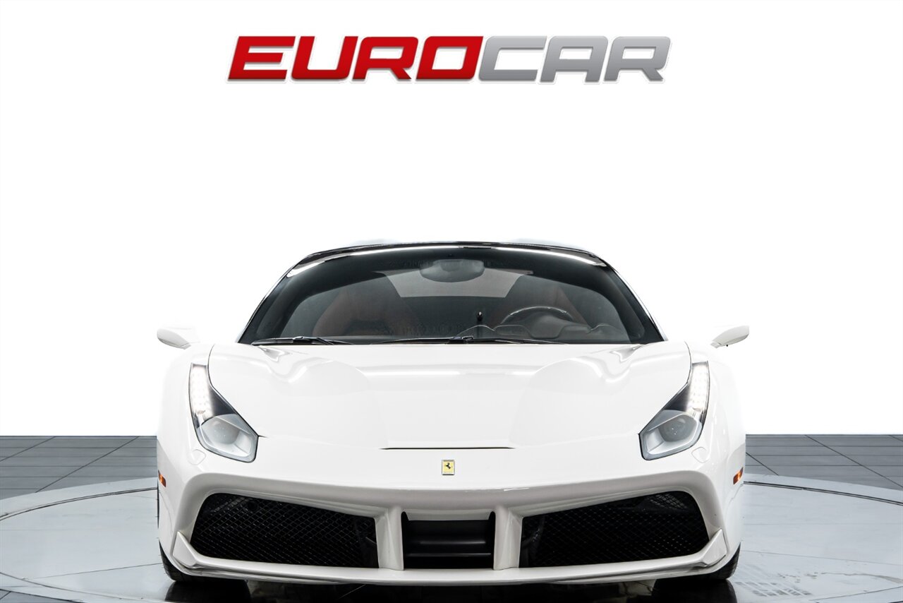 2018 Ferrari 488 GTB  *CARBON FIBER STEERING WHEEL * LESS THAN 9,000 MILES* - Photo 8 - Costa Mesa, CA 92626