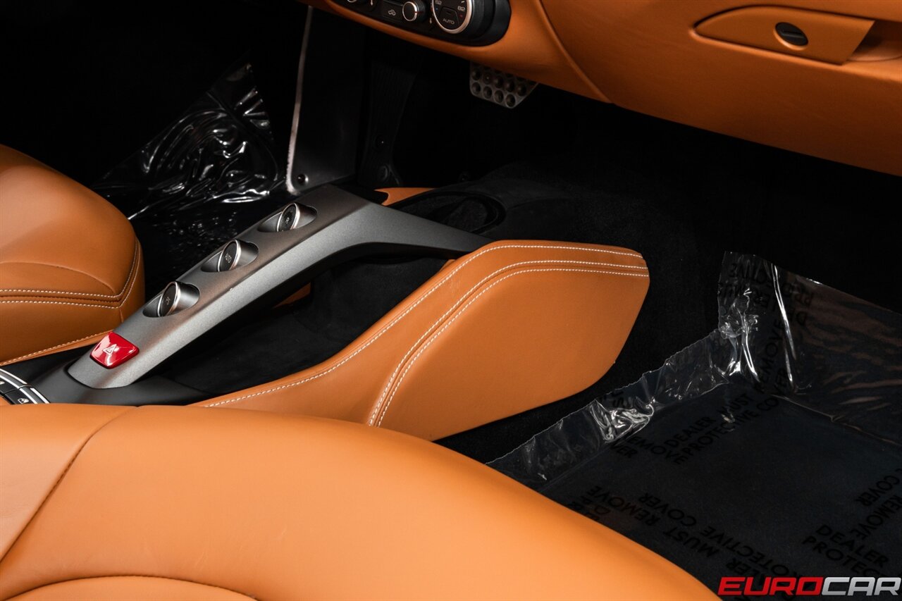 2018 Ferrari 488 GTB  *CARBON FIBER STEERING WHEEL * LESS THAN 9,000 MILES* - Photo 39 - Costa Mesa, CA 92626