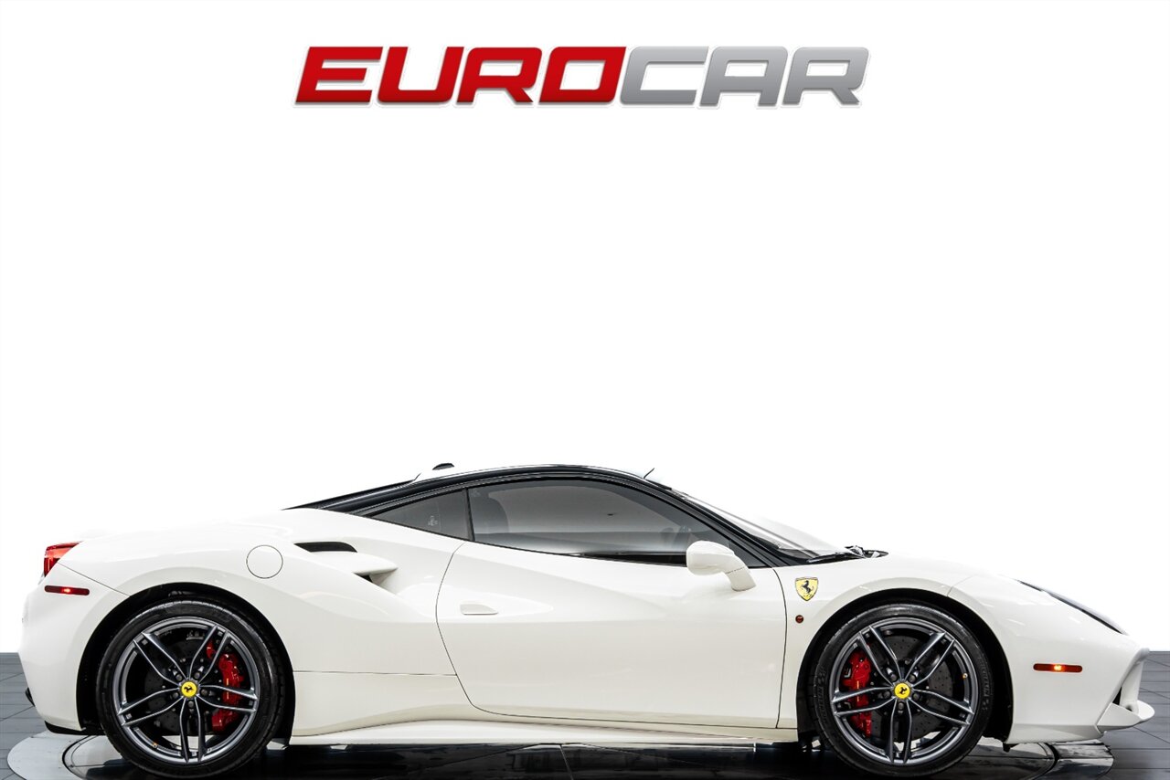 2018 Ferrari 488 GTB  *CARBON FIBER STEERING WHEEL * LESS THAN 9,000 MILES* - Photo 6 - Costa Mesa, CA 92626