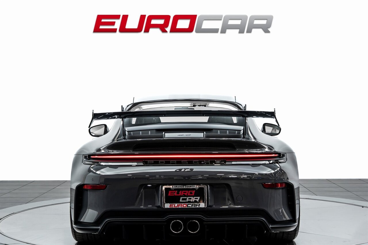 2025 Porsche 911 GT3  *WEISSACH PACKAGE * FOLDING BUCKET SEATS * FRONT AXLE LIFT* - Photo 4 - Costa Mesa, CA 92626