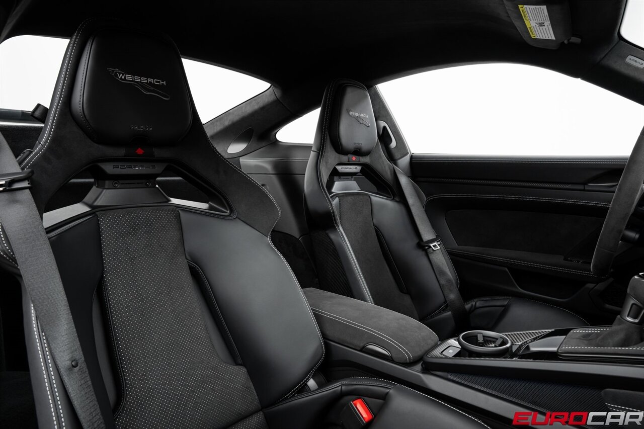 2025 Porsche 911 GT3  *WEISSACH PACKAGE * FOLDING BUCKET SEATS * FRONT AXLE LIFT* - Photo 40 - Costa Mesa, CA 92626