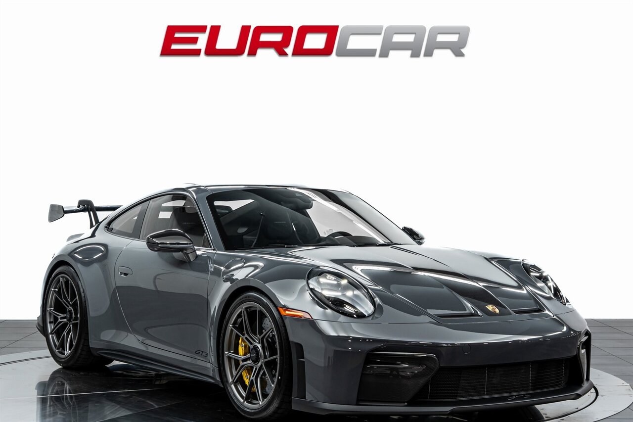 2025 Porsche 911 GT3  *WEISSACH PACKAGE * FOLDING BUCKET SEATS * FRONT AXLE LIFT* - Photo 7 - Costa Mesa, CA 92626