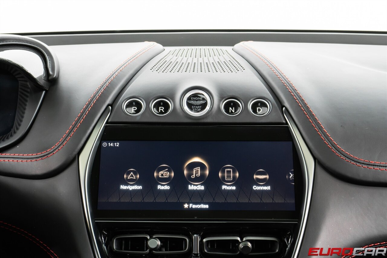 2023 Aston Martin DBX 707  *CARBON FIBER INTERIOR * BEAUTIFUL SPEC* - Photo 32 - Costa Mesa, CA 92626