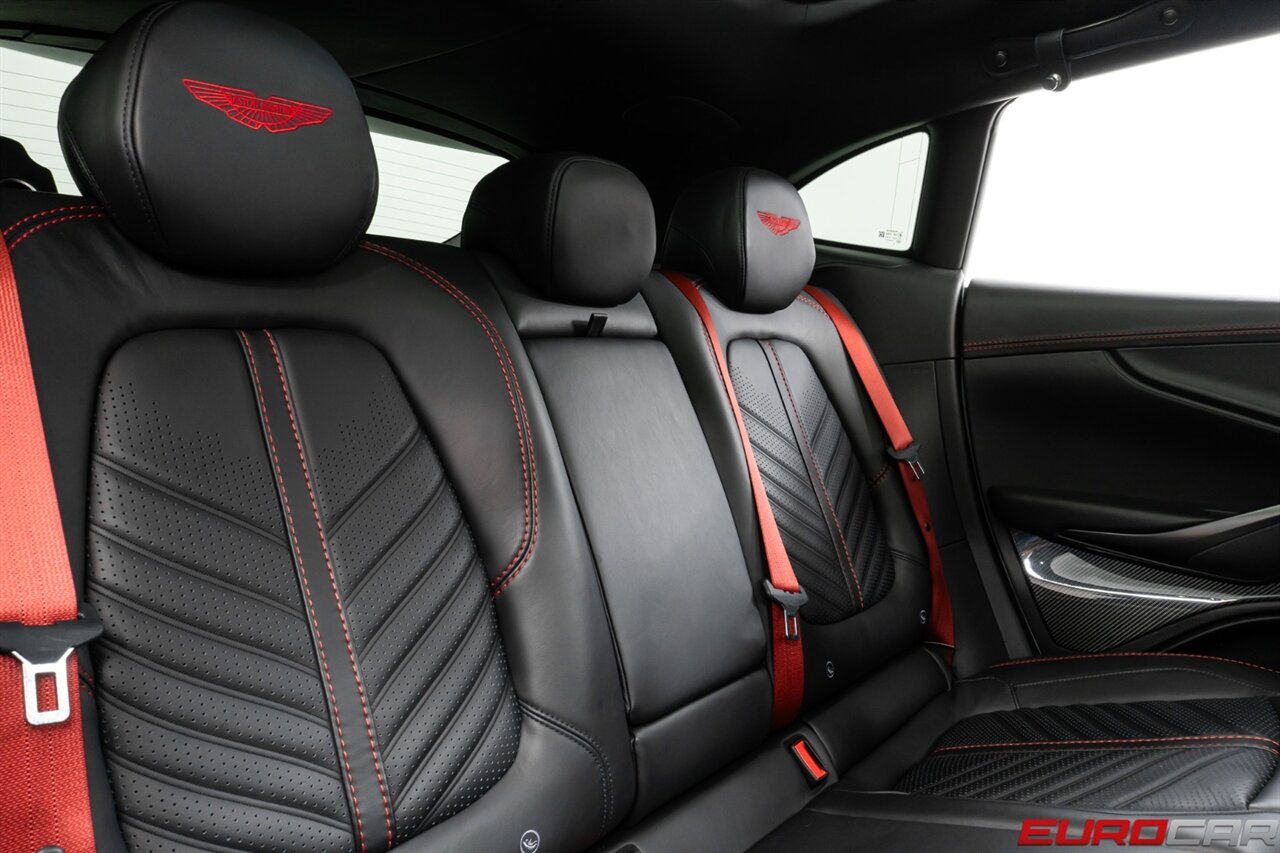 2023 Aston Martin DBX 707  *CARBON FIBER INTERIOR * BEAUTIFUL SPEC* - Photo 41 - Costa Mesa, CA 92626