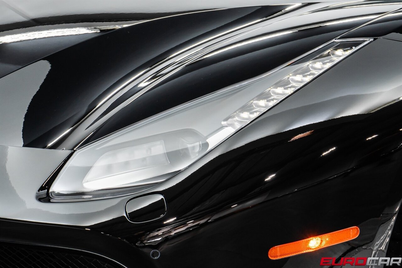 2019 Ferrari 488 GTB  *FACTORY WARRANTY TIL 10/26* IMMACULATE* - Photo 12 - Costa Mesa, CA 92626