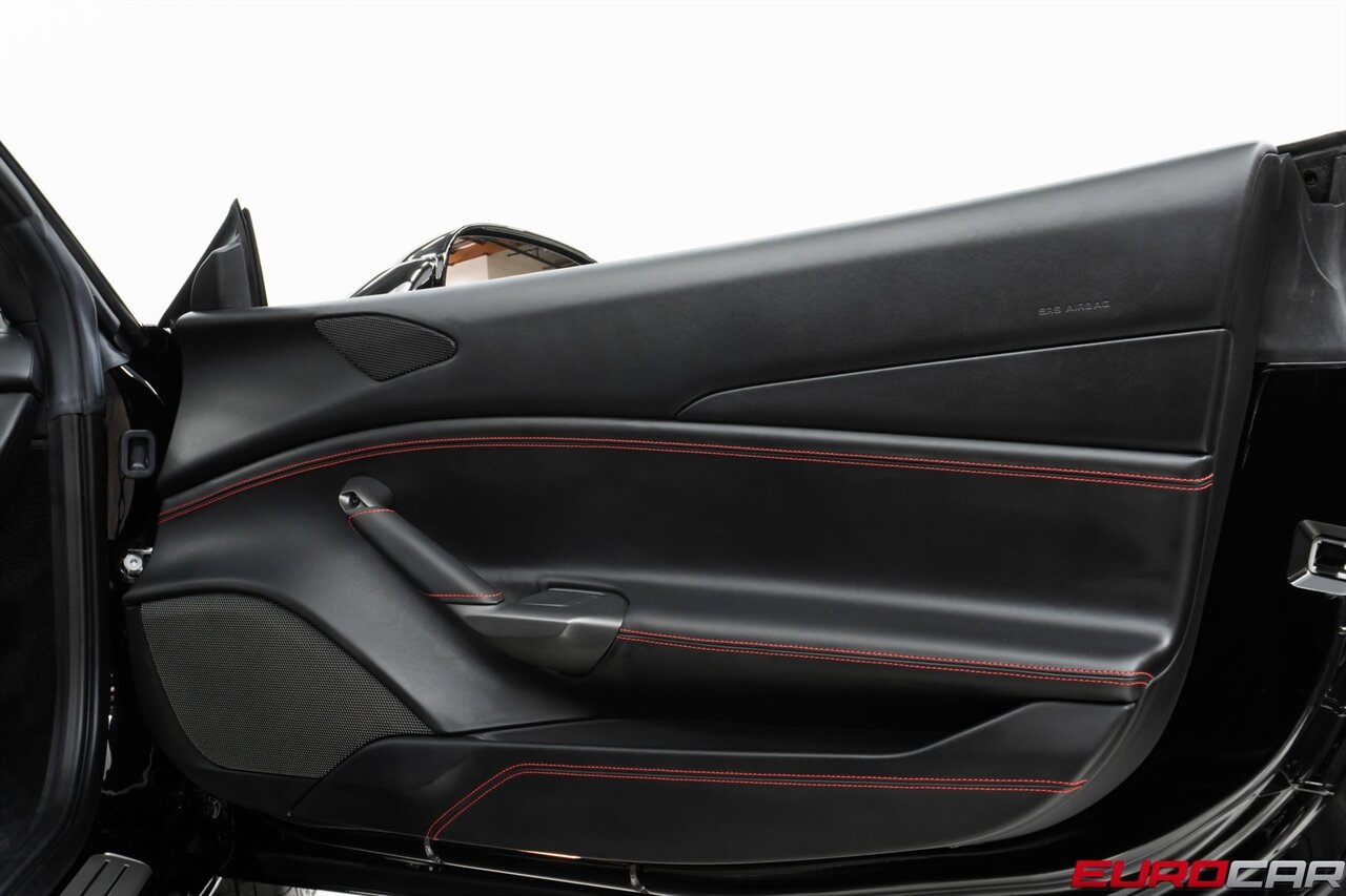 2019 Ferrari 488 GTB  *FACTORY WARRANTY TIL 10/26* IMMACULATE* - Photo 25 - Costa Mesa, CA 92626