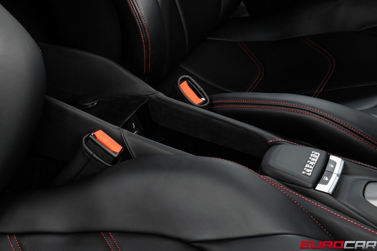 2019 Ferrari 488 GTB  *FACTORY WARRANTY TIL 10/26* IMMACULATE* - Photo 37 - Costa Mesa, CA 92626