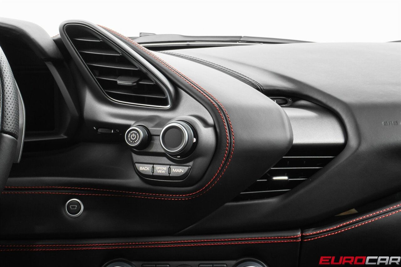 2019 Ferrari 488 GTB  *FACTORY WARRANTY TIL 10/26* IMMACULATE* - Photo 33 - Costa Mesa, CA 92626